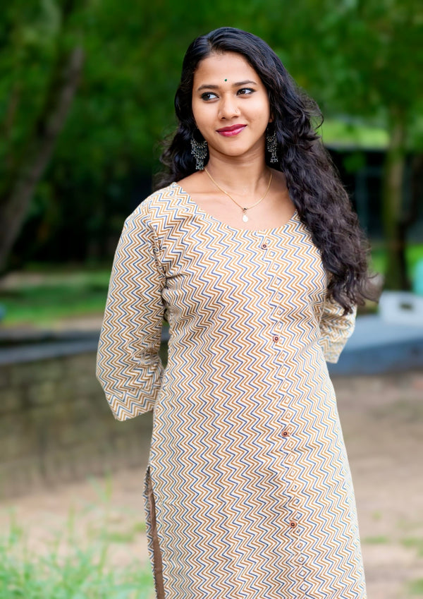 Sandline Zyara Kurti